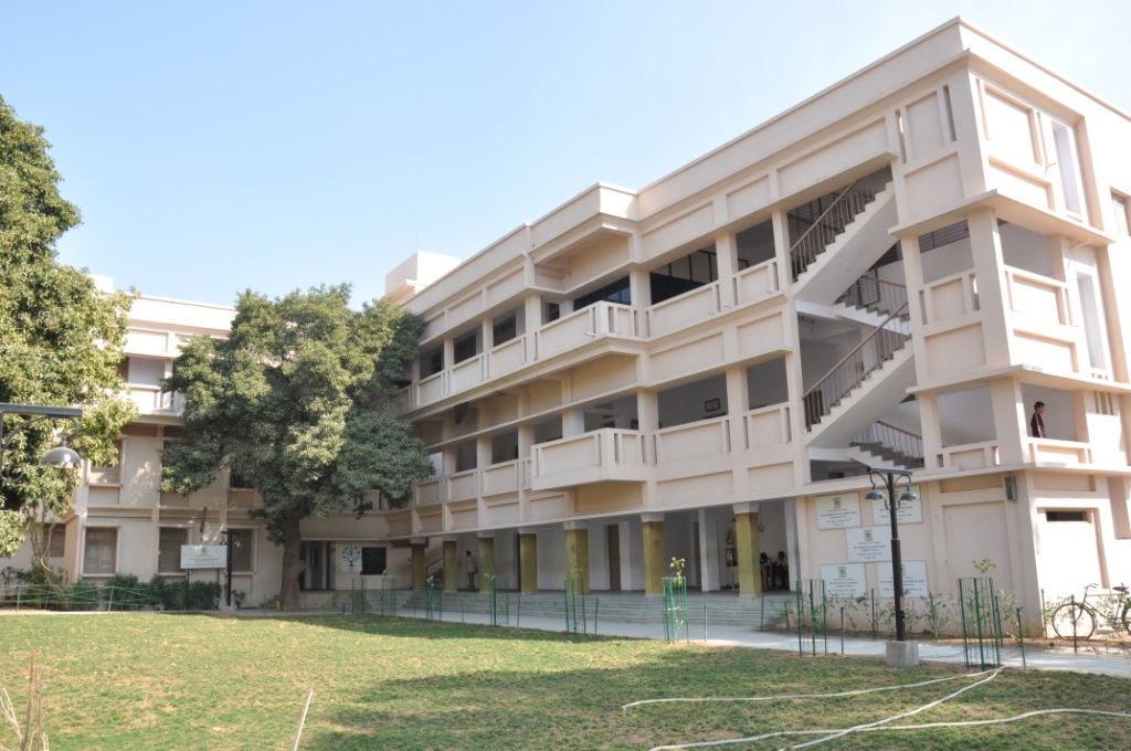 Gem & Jewellery National Relief Foundation Bhavan - Building Photo